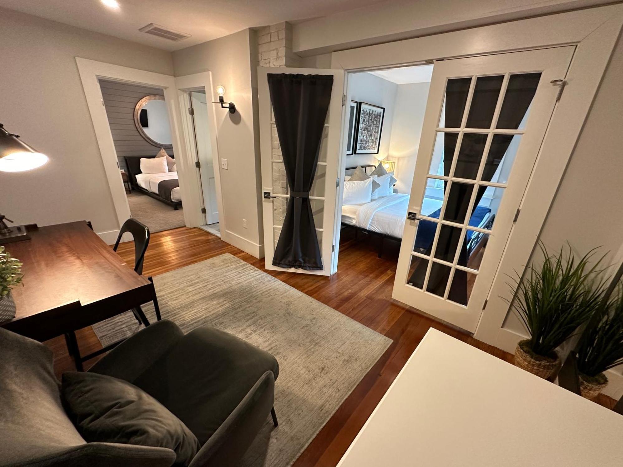 Entire Modern 7 Unit 7 Bath Boutique Inn Newport Exterior foto