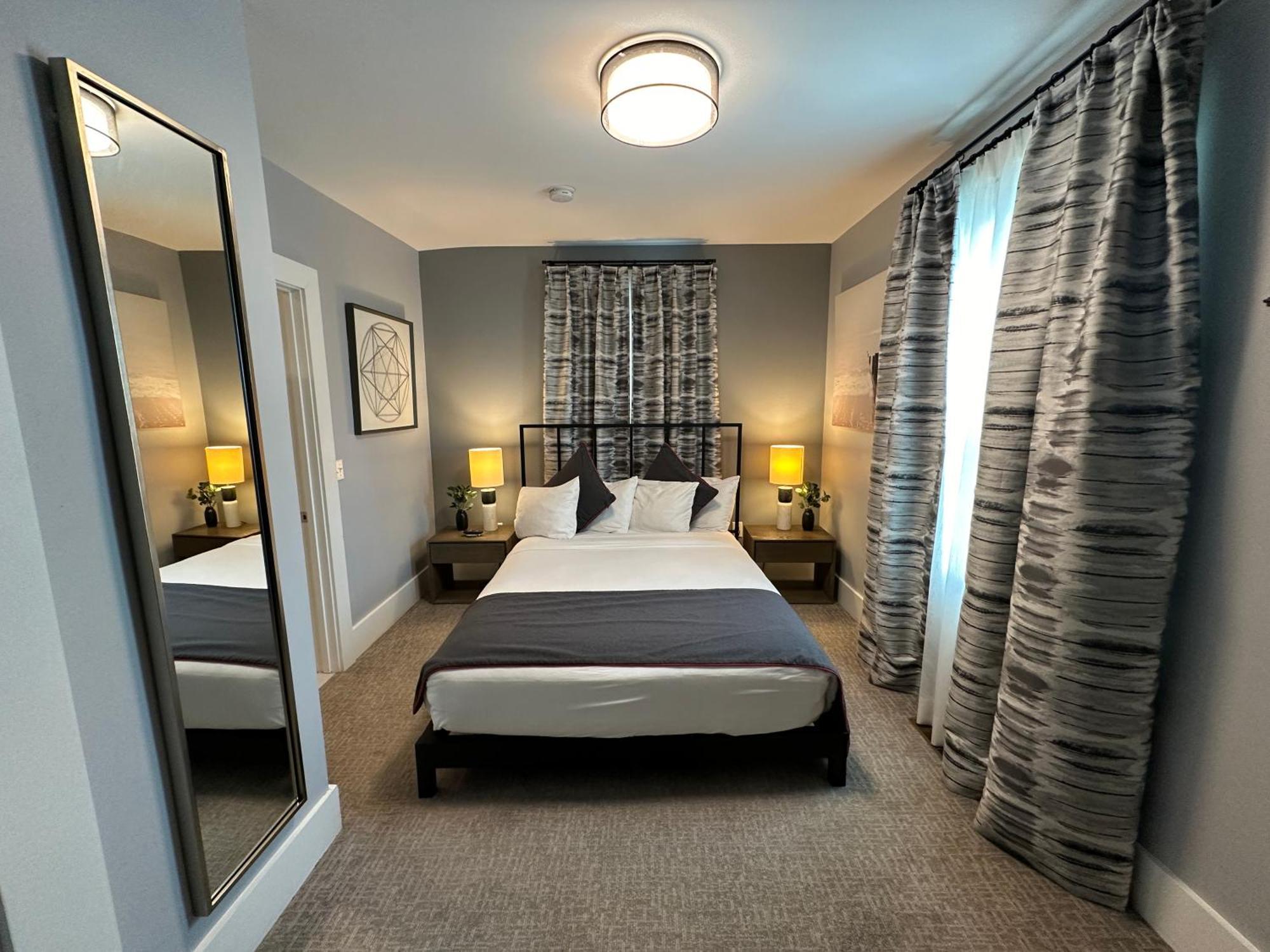 Entire Modern 7 Unit 7 Bath Boutique Inn Newport Exterior foto