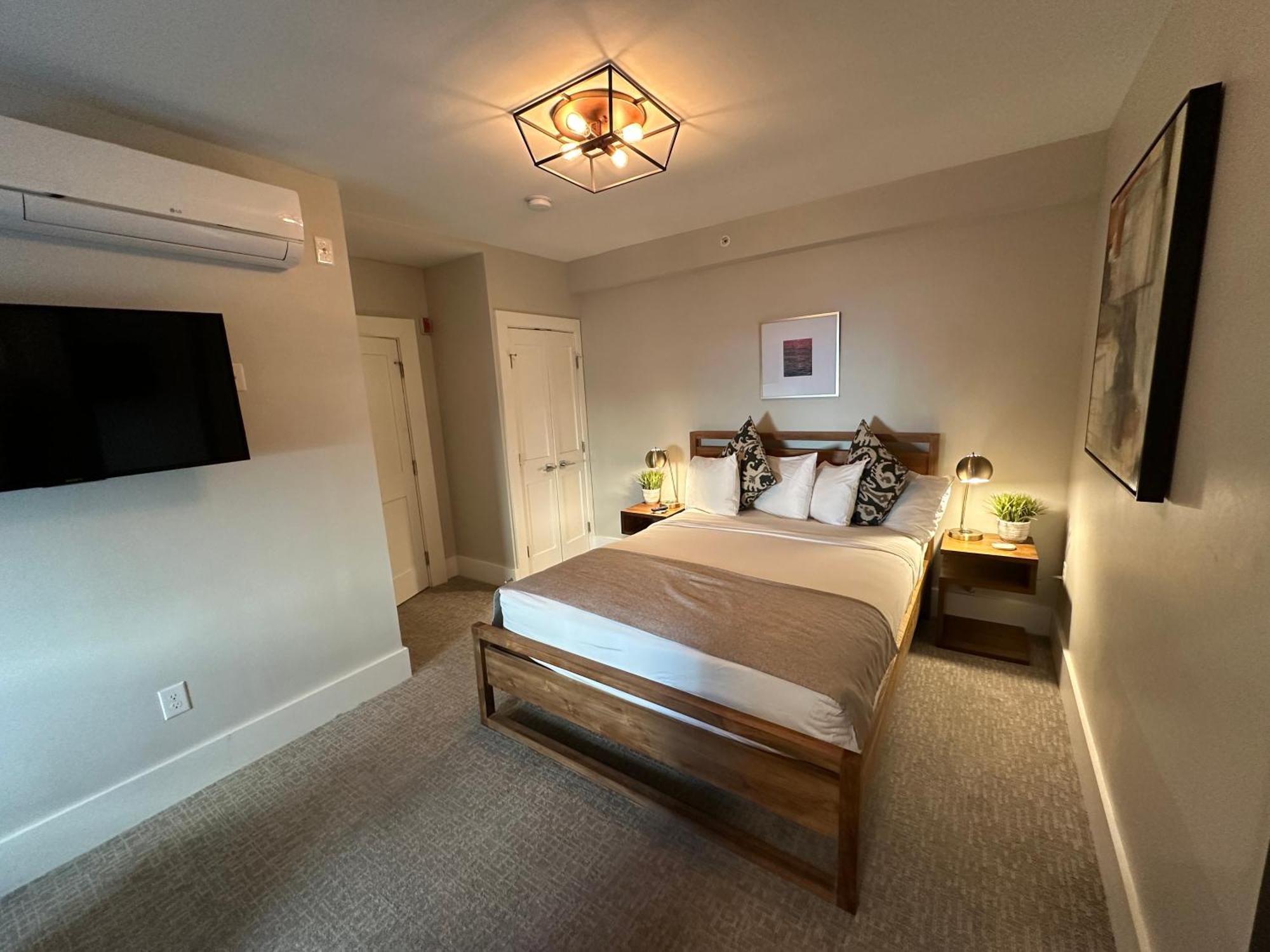 Entire Modern 7 Unit 7 Bath Boutique Inn Newport Exterior foto