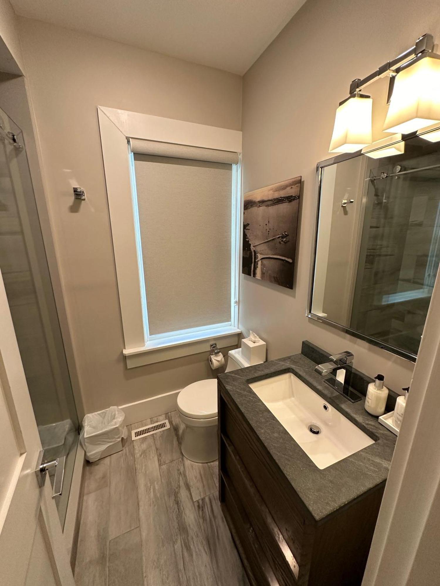 Entire Modern 7 Unit 7 Bath Boutique Inn Newport Exterior foto